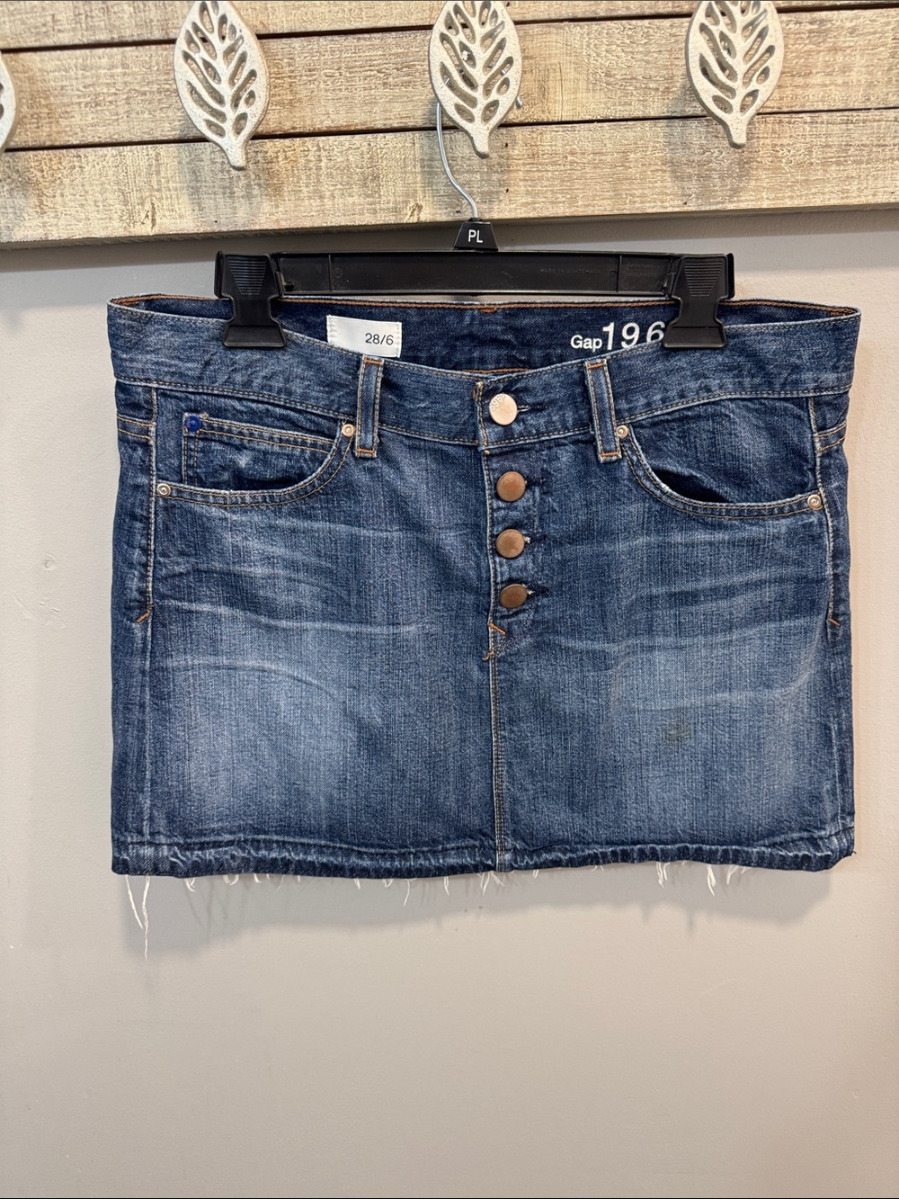 GAP 1969 Medium Blue Denim Button-Front Mini Skirt